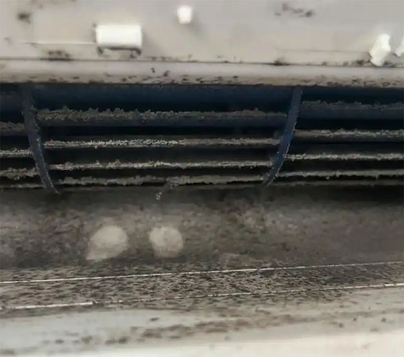 庄河空调吹的风有股烧焦味是怎么回事